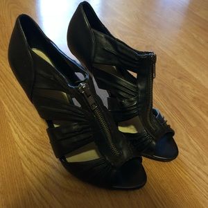 Aldo Black sandal heels